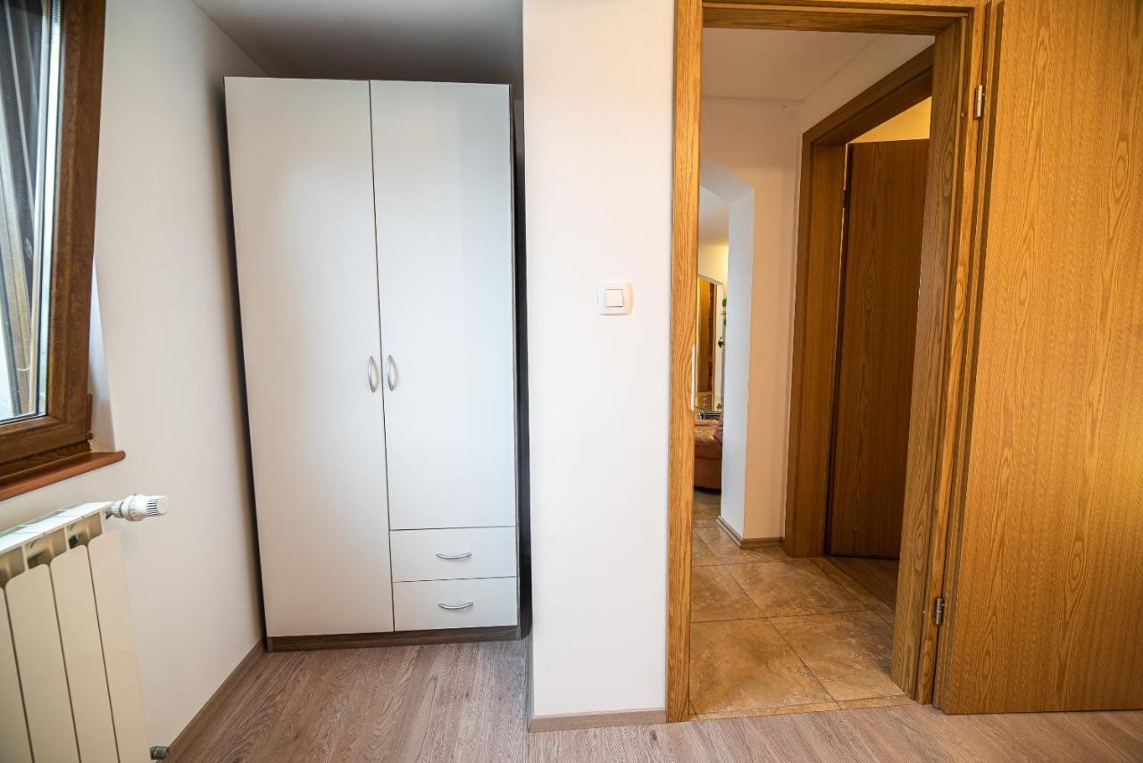 Apartments Ole Tolmin Extérieur photo