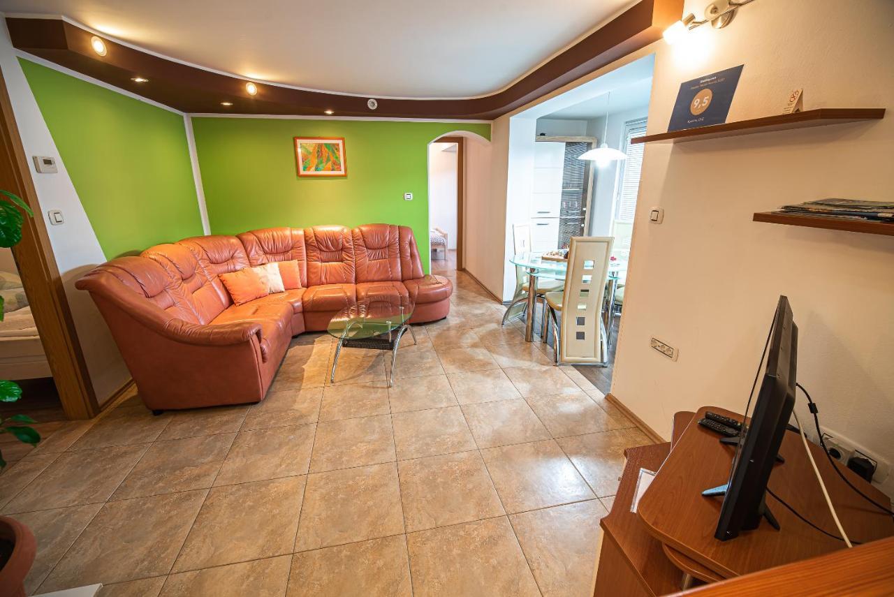 Apartments Ole Tolmin Extérieur photo